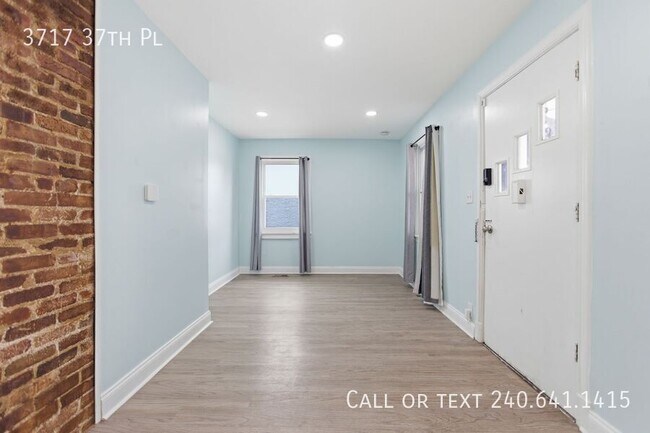 Photo - 3717 37th Pl