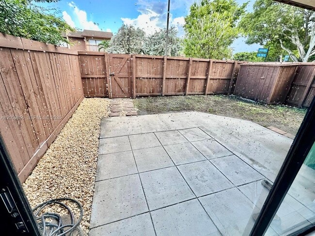 Photo - 6544 SW 114th Pl