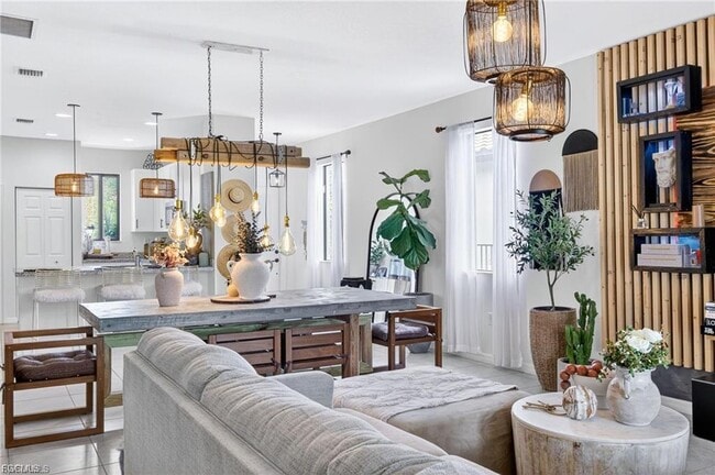 Photo - 5072 Arancia Ln