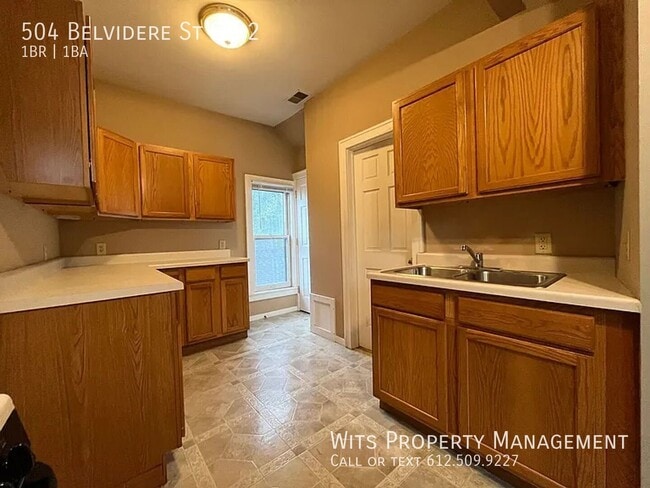 504 Belvidere St E Unit 2
