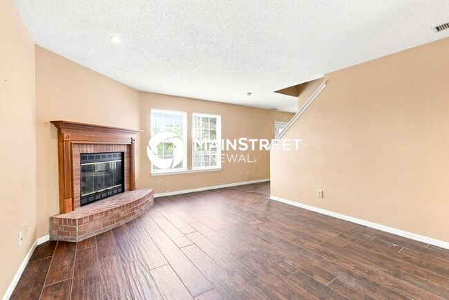 3 Bedroom Pet-Friendly Home in Greenwood, IN with Main Street Renewal