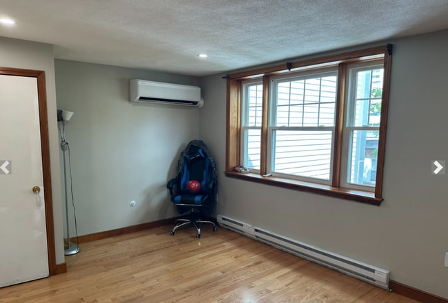 Photo - 14 Edgerly Pl Unidad 3