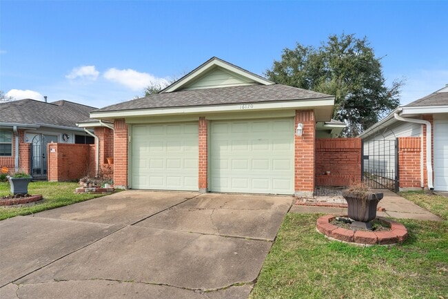 Building Photo - 16170 Golden Sands Dr