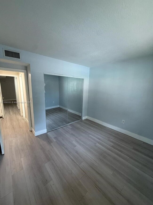 Photo - 2350 W 53rd Terrace
