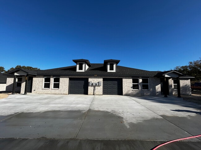 Photo - 10024 W Hwy 199