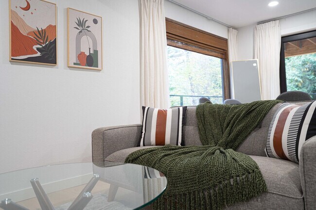 Photo - 4375 Fernbrook Dr Unit ID1363948P