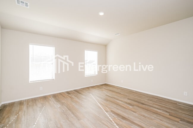 Photo - 10106 E King Pl