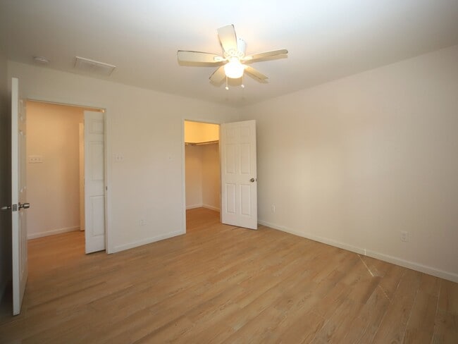 Photo - 6709 Greenhurst St