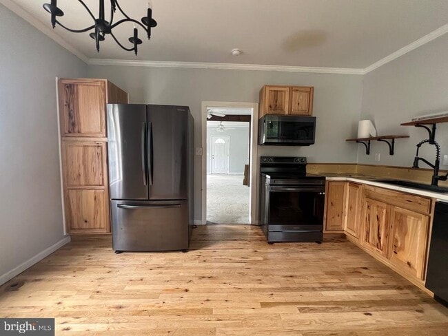 Building Photo - 8156 Rocky Ridge Rd Rental
