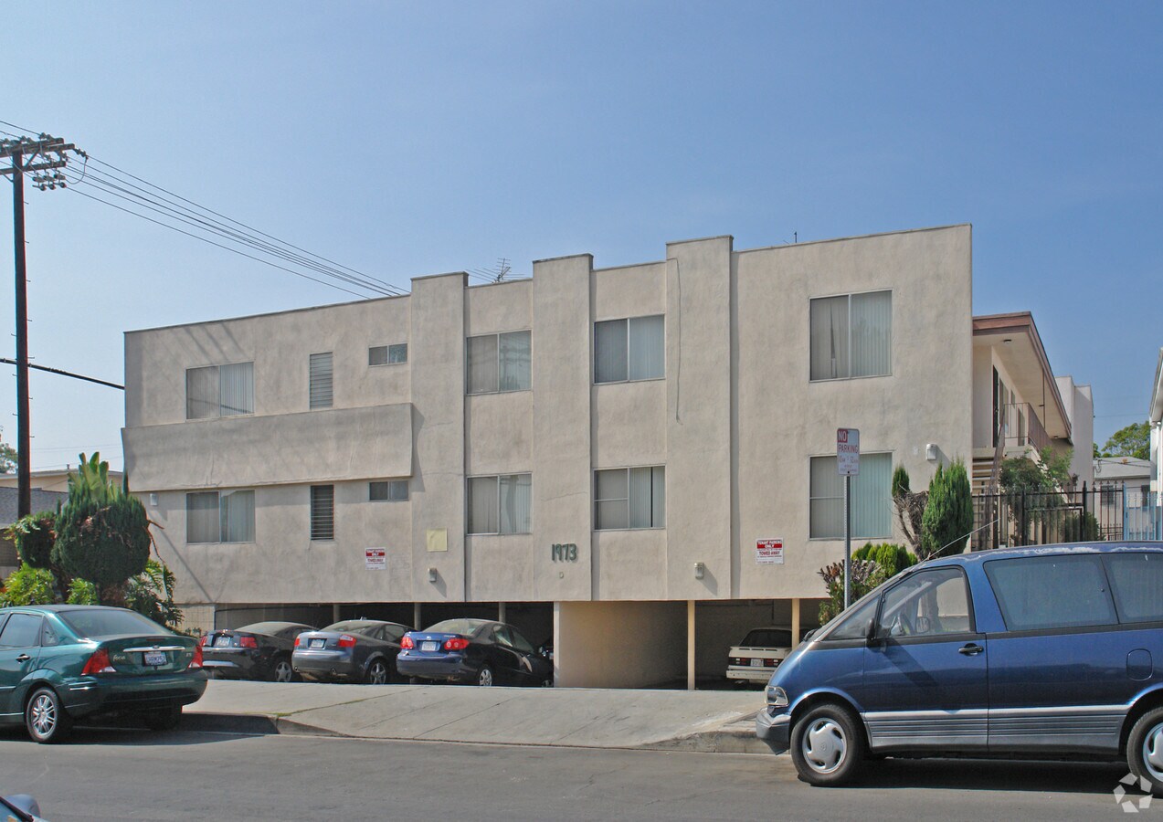 Photo - 1973 Bedford St