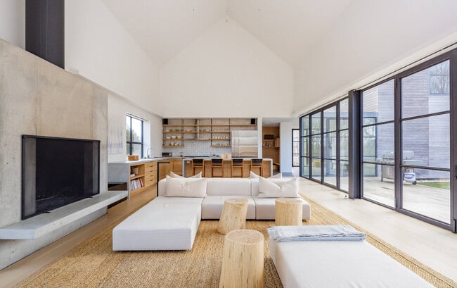 Photo - 232 Mitchell Ln