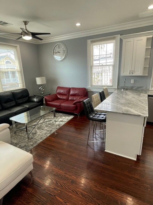 Photo - Gorgeous 3BD/1BA in MidCity Unit 3101 Palmyra Street