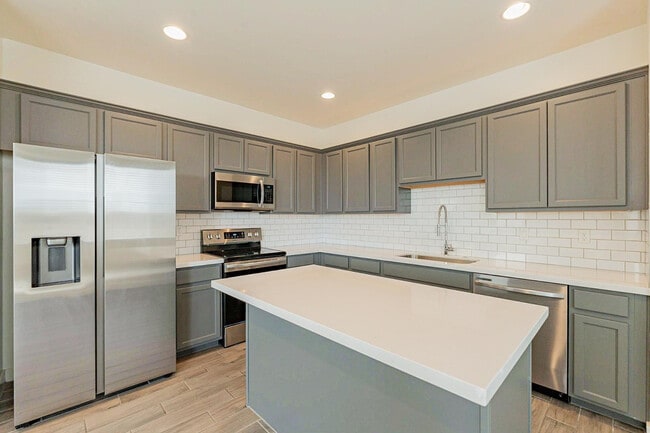 Photo - 5538 S Dillon