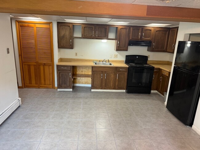 Building Photo - 900 S 24th St Unit C
