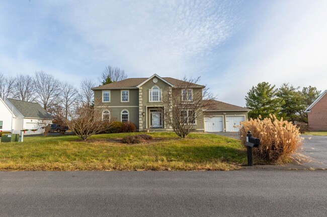 Photo - 4 bed, 3.5 bath Single Family Home in Charles Town, WV
