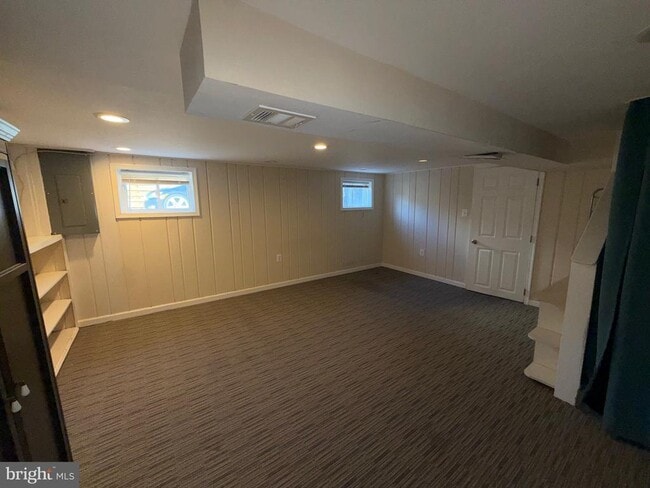 Photo - 5831 Mt Vernon Dr