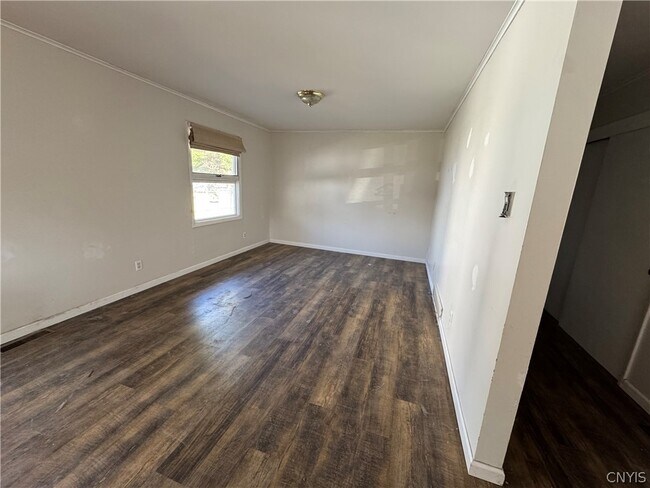 Photo - 2221 Mott Rd