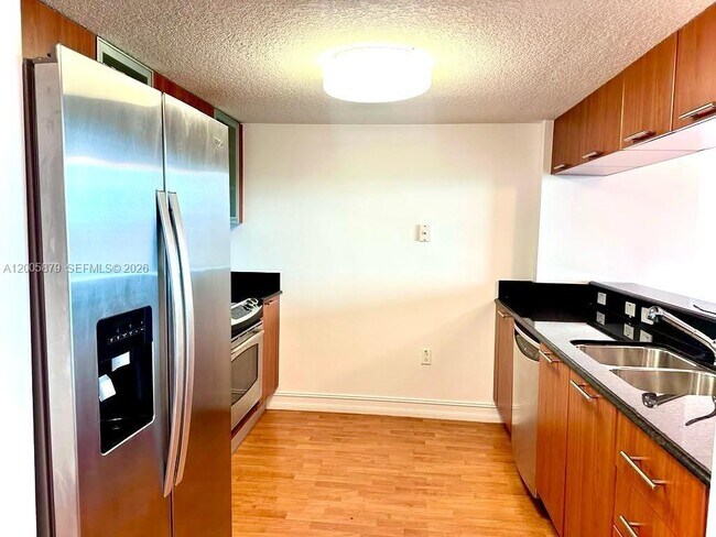 Photo - 1800 N Bayshore Dr Unit 1506