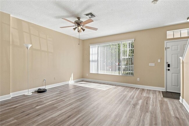 13710 Forest Lake Dr
