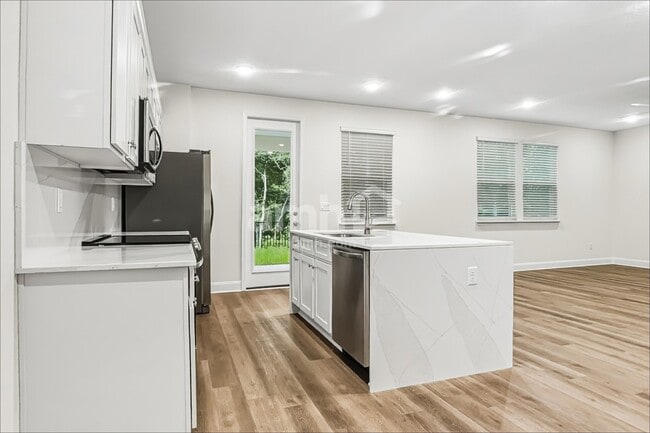 3048 Crawfords Cove Circle