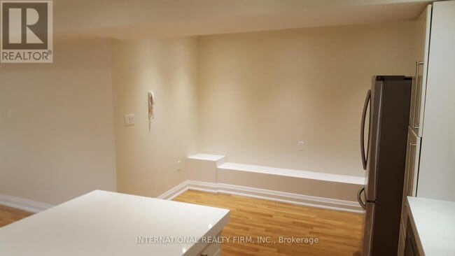 Photo - 24 Duggan Ave Unit Lower