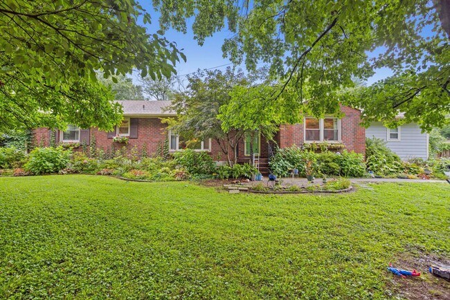 Photo - 4117 Saunders Ave
