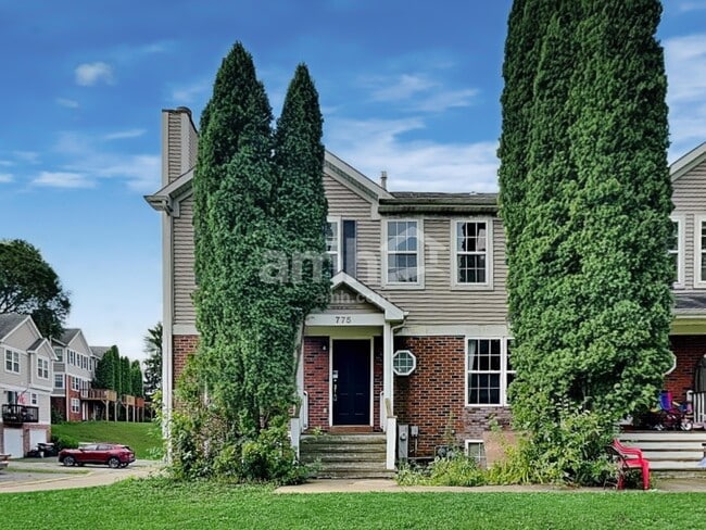 Building Photo - 775 Highview Ct Rental