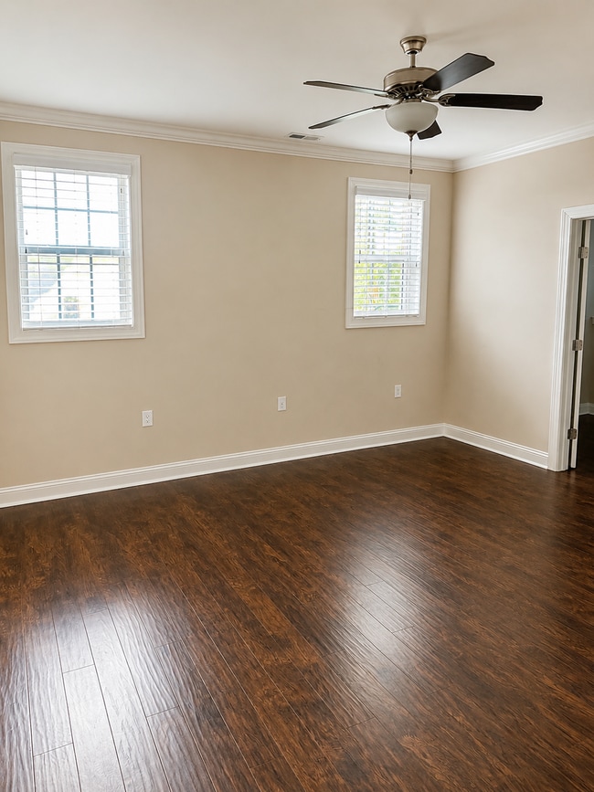 310 Gallery Dr