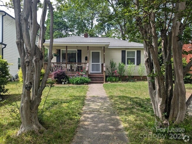 Building Photo - 2421 Pinckney Ave Rental