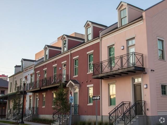 Building Photo - Bienville Basin Apartments