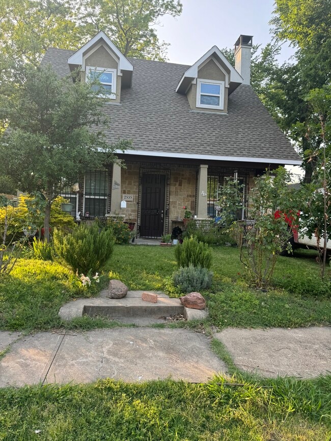 Photo - 2535 Marburg St