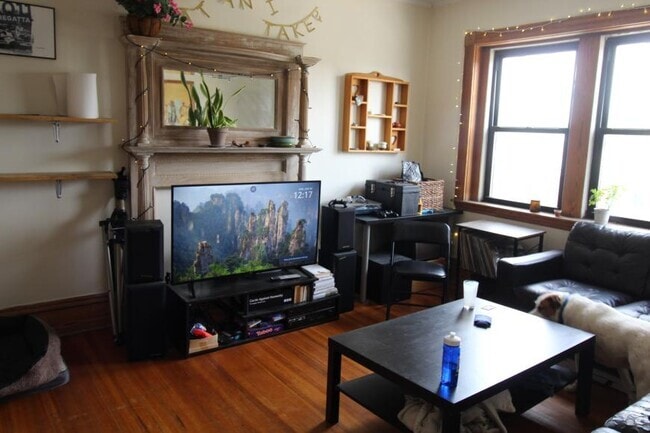 Building Photo - 4.0 bedroom in Cambridge Massachusetts 02140 Rental