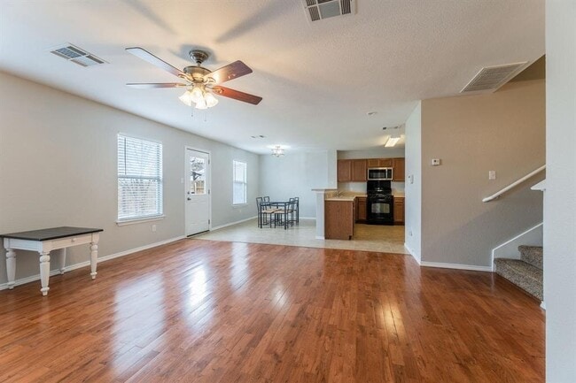 Photo - 191 Black Forest Rd