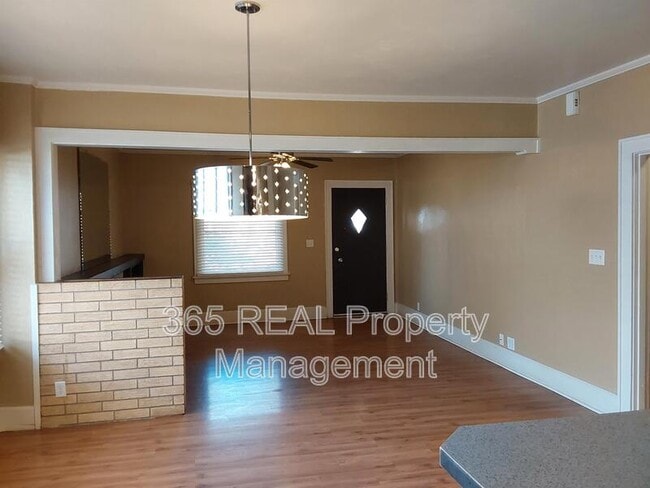 Photo - 1417 12th Ave