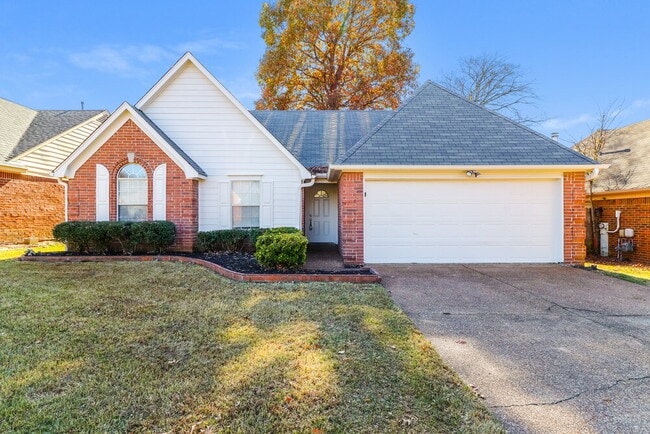 Building Photo - 7121 Showboat Ln