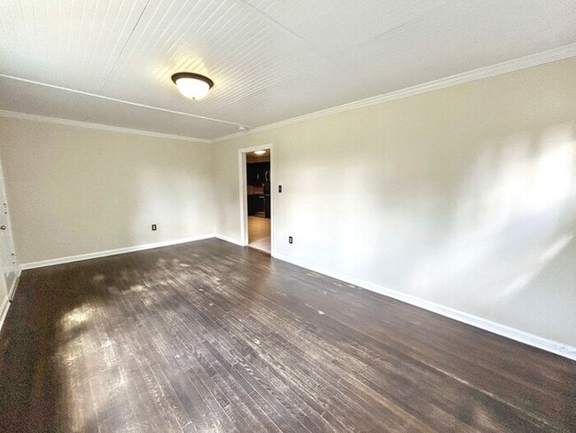 Photo - 146 Van Horn Ln