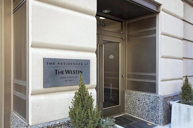 Photo - 1135 Shelby St