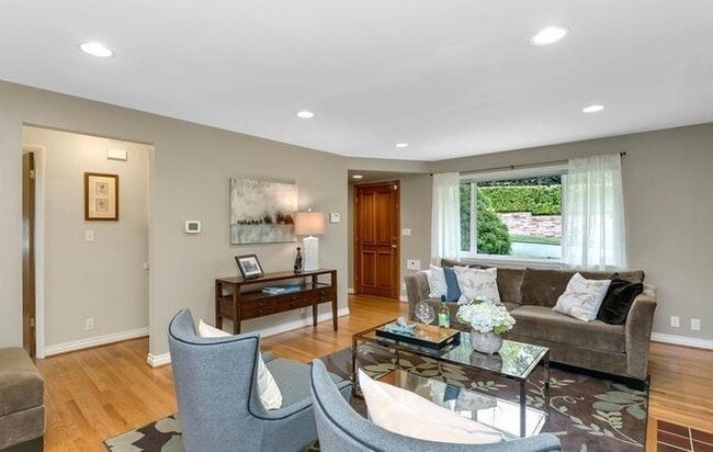 Photo - Laurelhurst Home