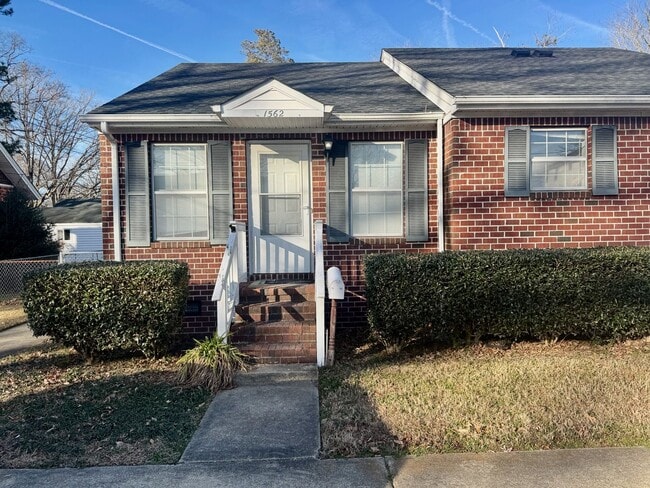 Building Photo - 1562 Indiana Ave Unit Indiana Ave - 1562