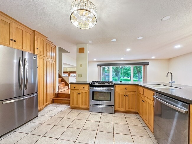 Photo - 3830 Union Terrace Ln N