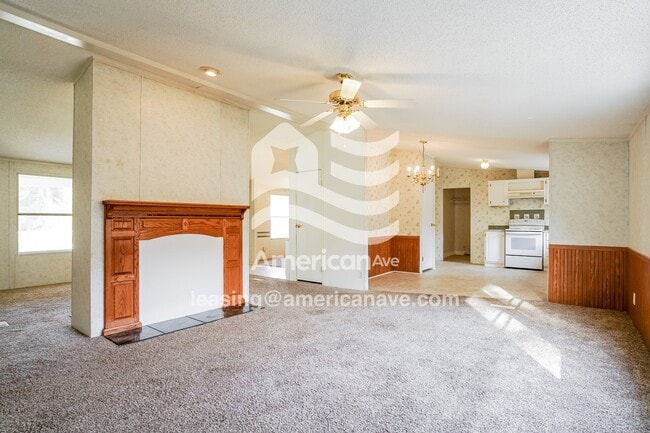 Photo - 1007 E River Rd