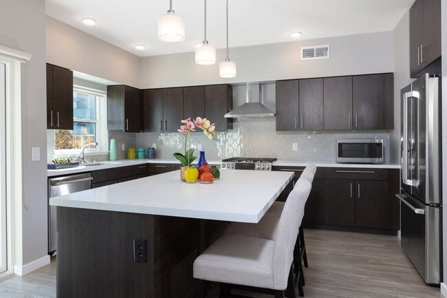 Photo - Baxter on Broadway