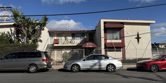 Building Photo - 3815 Vermont St