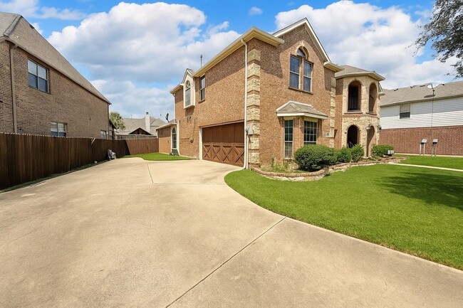 Building Photo - 6413 Fitzgerald Dr Rental