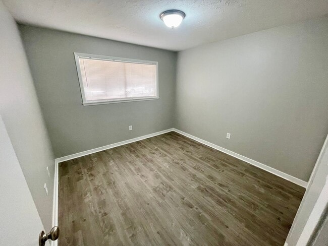 Photo - Pearl Manor