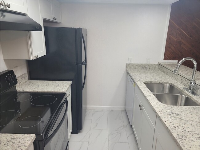 Photo - 4616 Country Creek Dr Unidad 1176