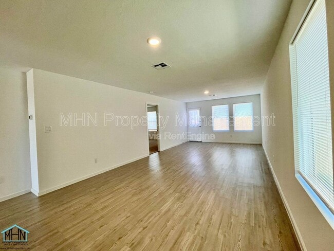 Photo - 12931 Kathleen St