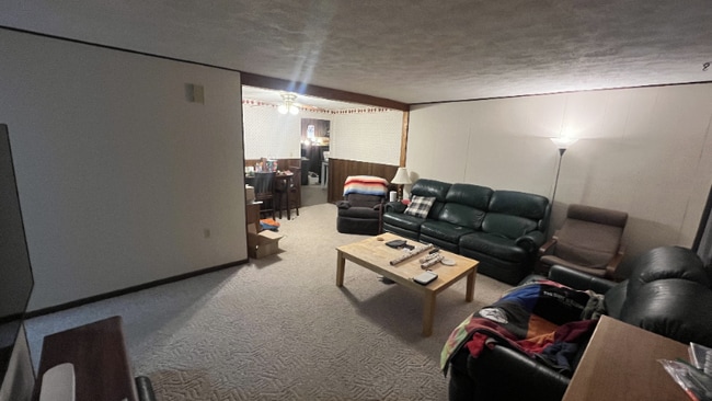 Photo - 301 Ardmore Dr