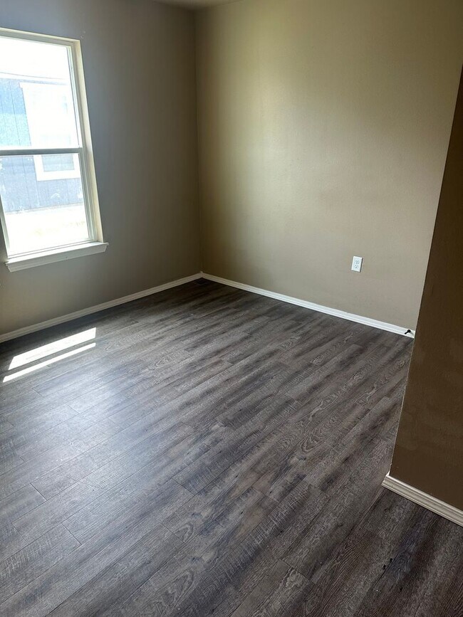 Photo - 6518 Temple Ave Unidad 1