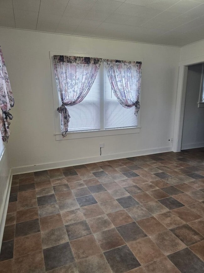 Photo - Cute 2 Bedroom